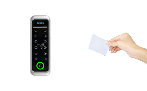 金属门禁读卡器的类型